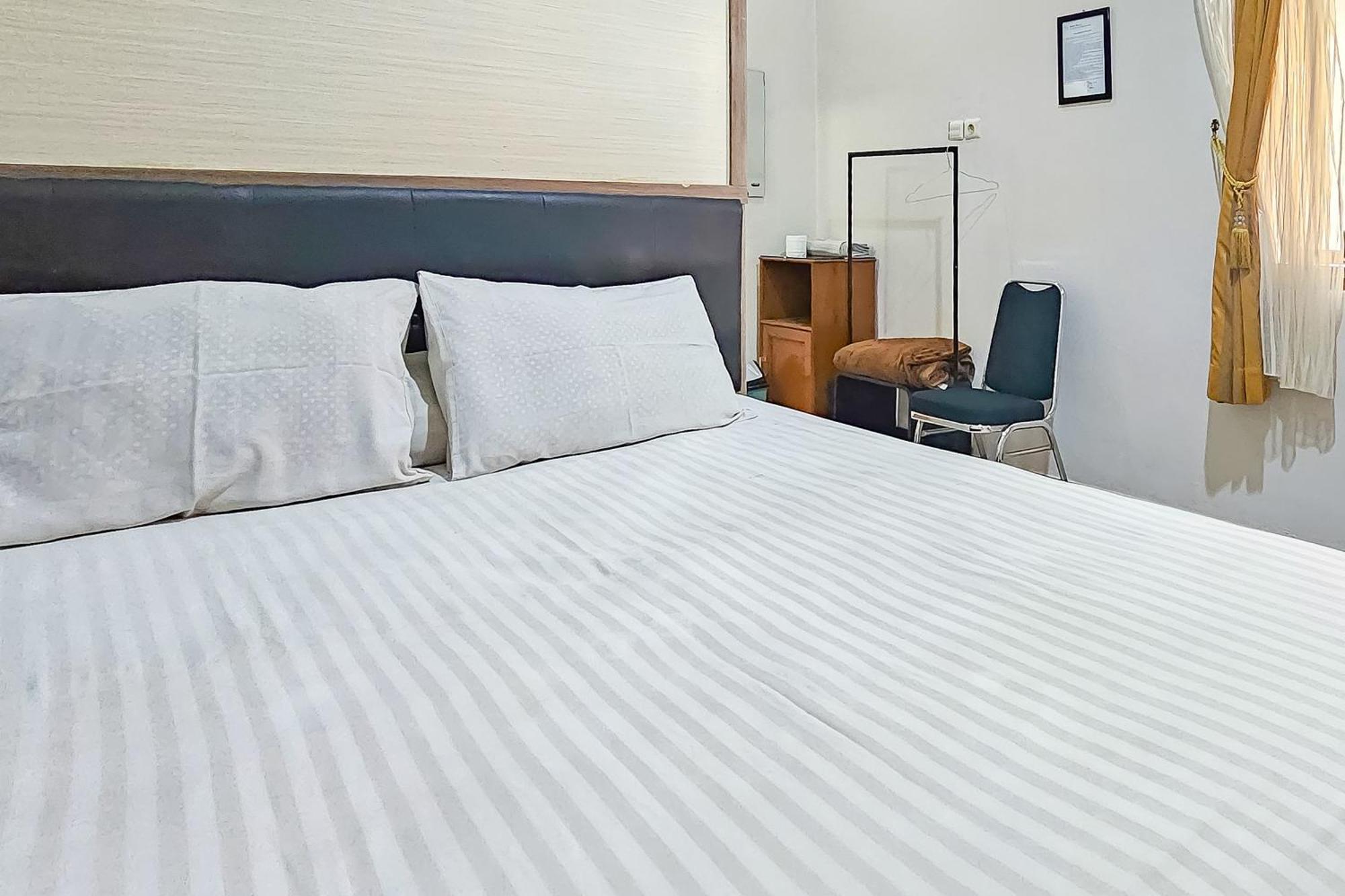 Wisma Brata Mitra Reddoorz Sukabumi Exterior foto