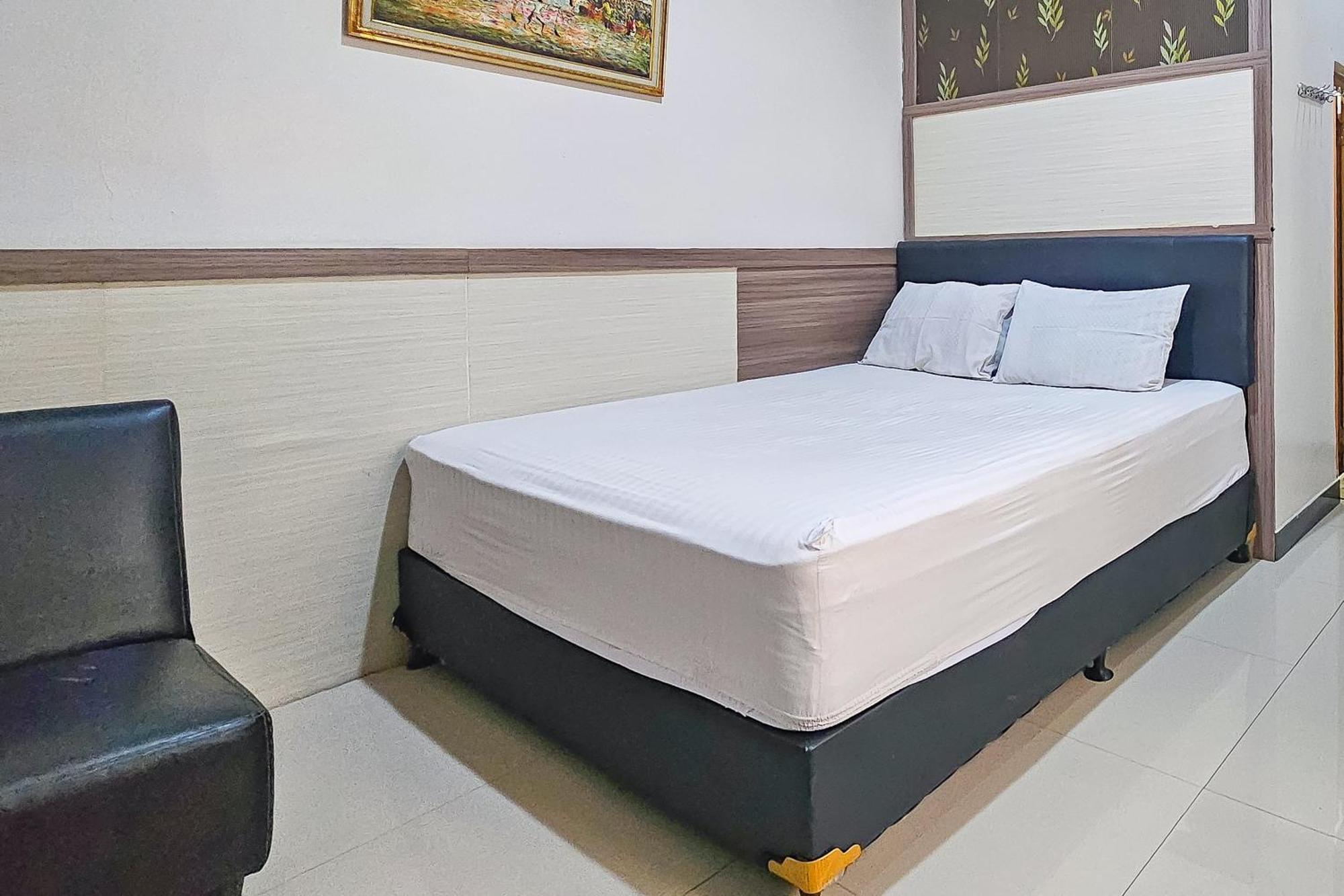 Wisma Brata Mitra Reddoorz Sukabumi Exterior foto